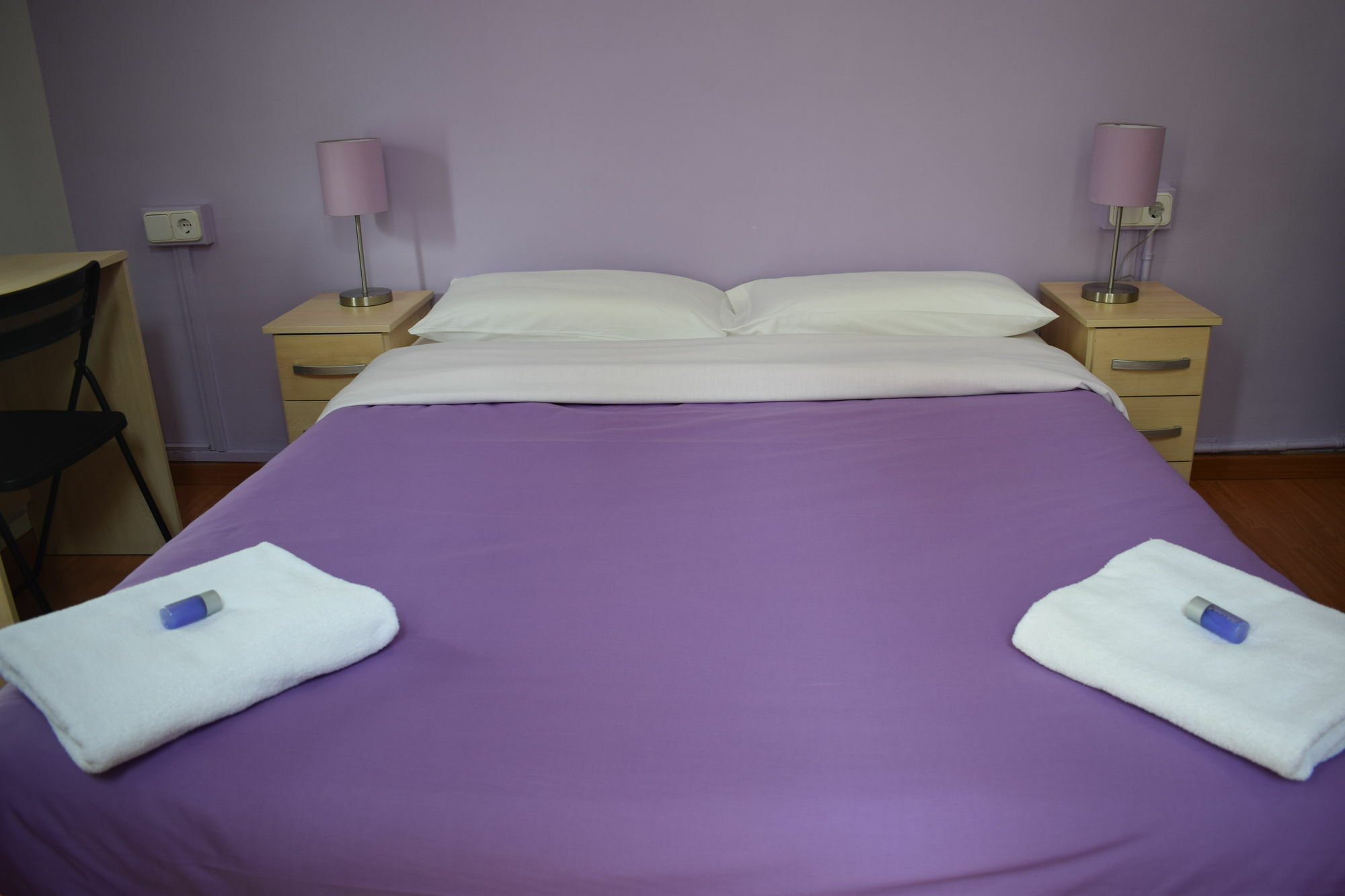 Hostal Mimi Las Ramblas Barcelona Ngoại thất bức ảnh