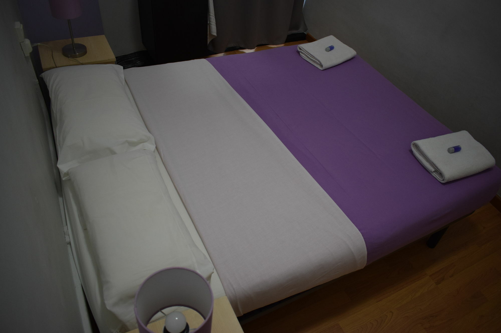 Hostal Mimi Las Ramblas Barcelona Ngoại thất bức ảnh